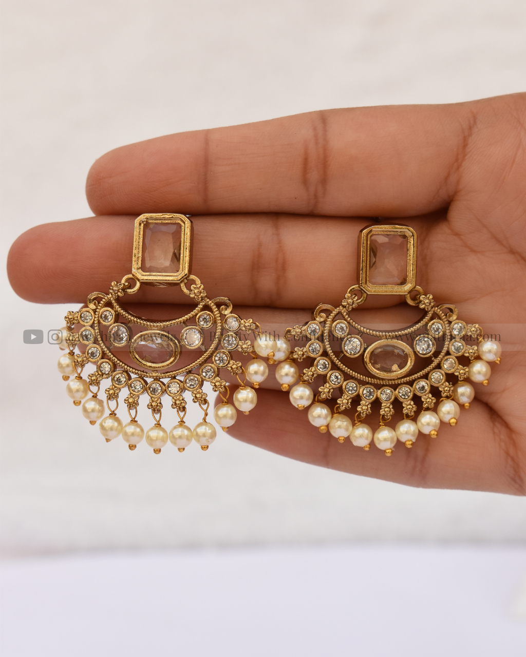 Magnificent AD Neckset