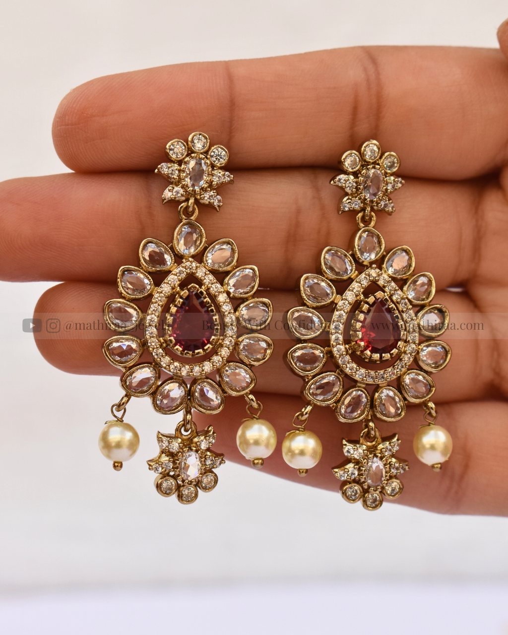 Floral Elegance AD Neckset