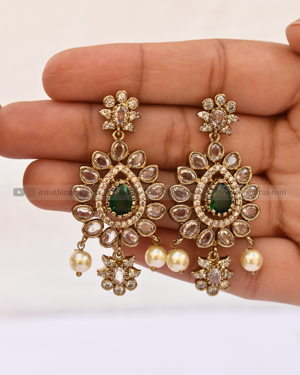 Floral Elegance AD Neckset