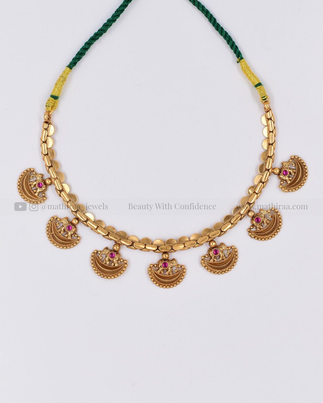 Aana Pirai Antique Neckset