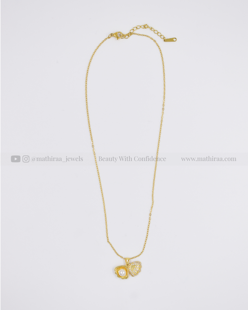 Ocean Pearl Charm Chain