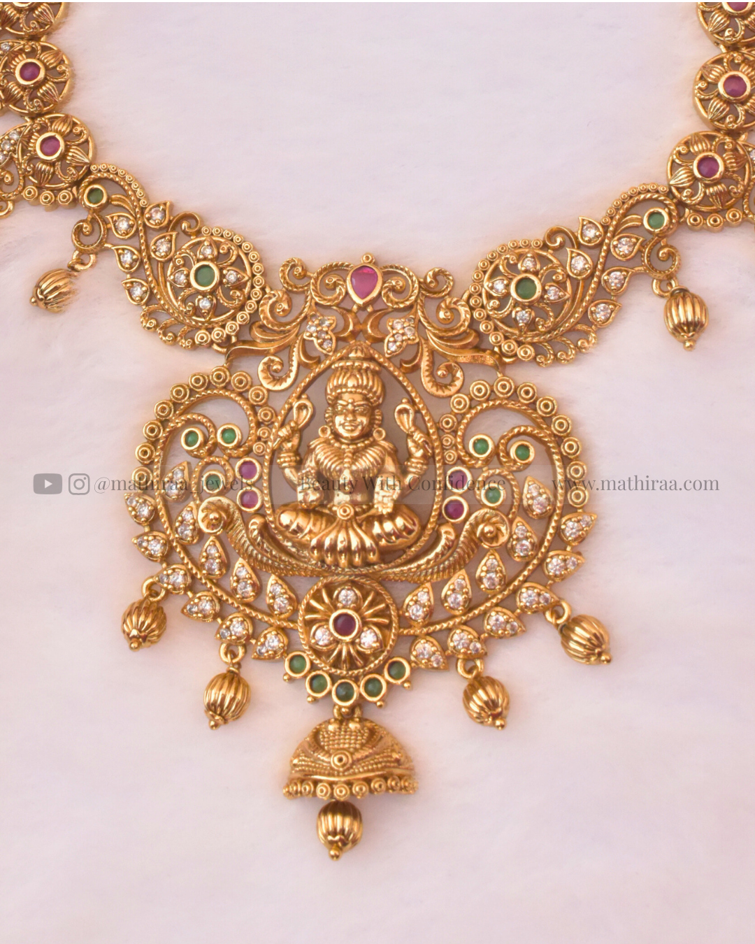 Sri Lakshmi Divine Necklace Set