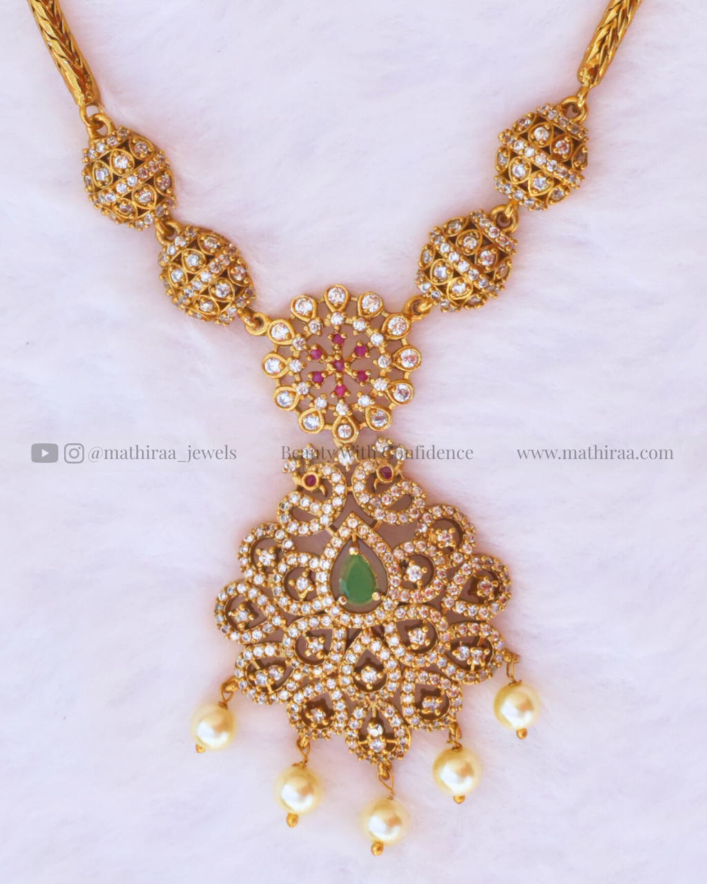 Mayukhi AD neckset