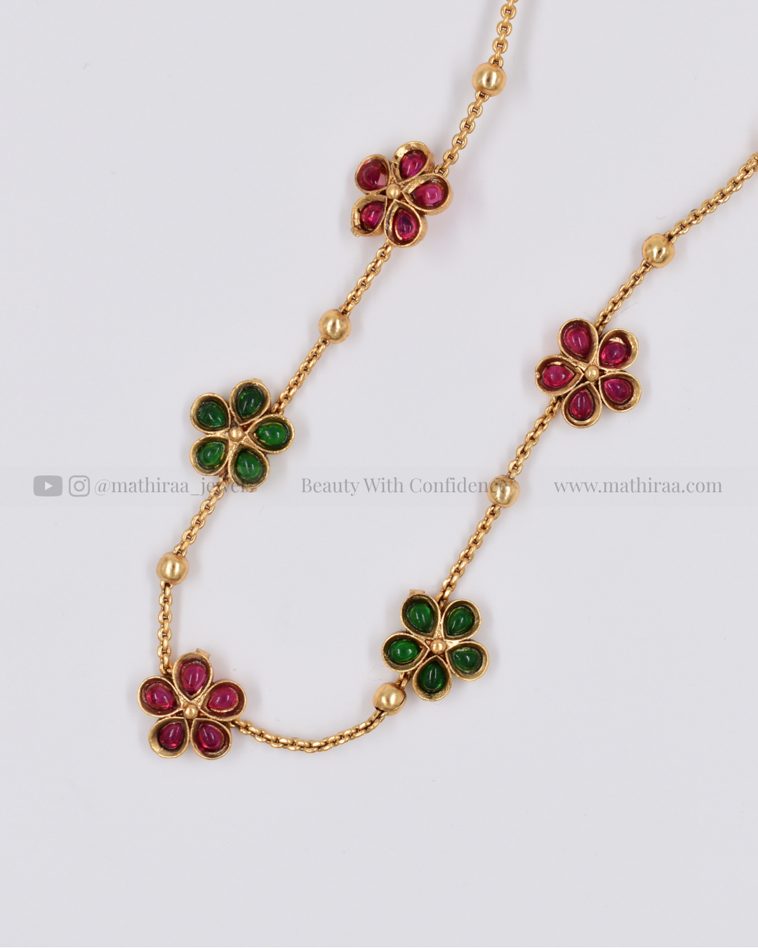 Mithra Petal Charm Neckset
