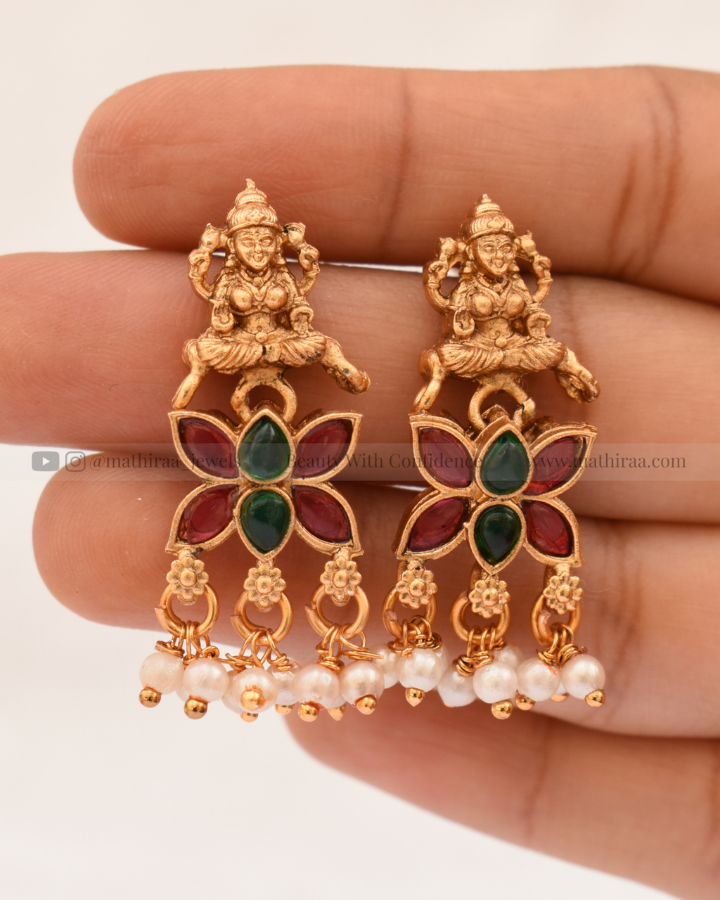Lakshmi Chandbalis necklace