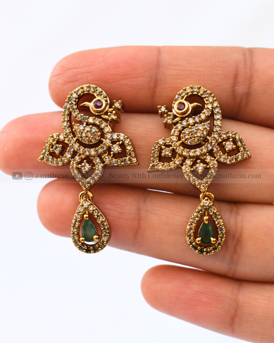 Mayukhi AD neckset