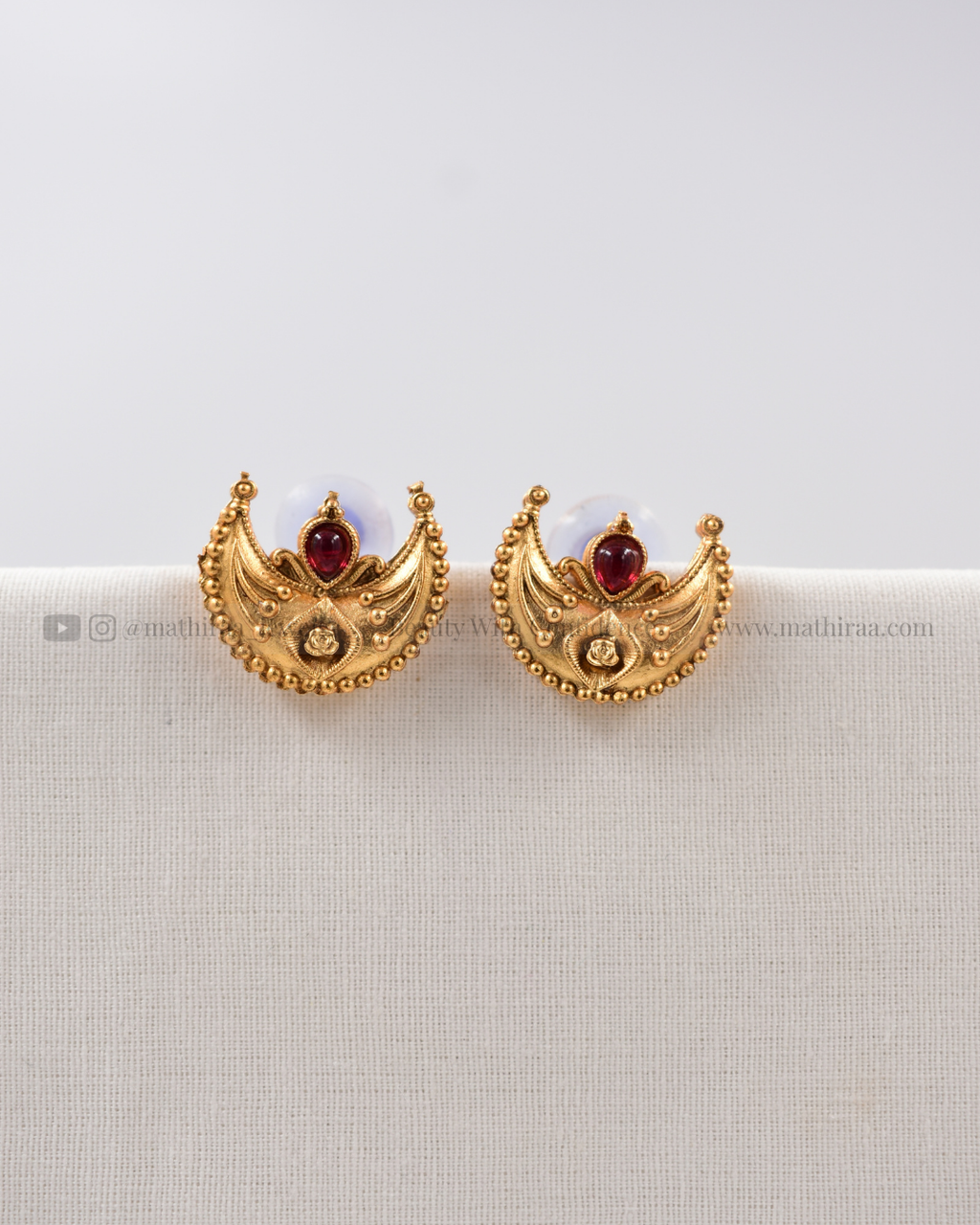 Chandrika Matte Neckset