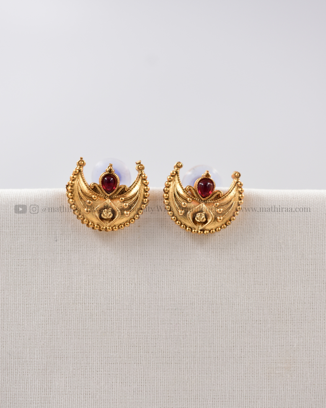Chandrika Matte Neckset