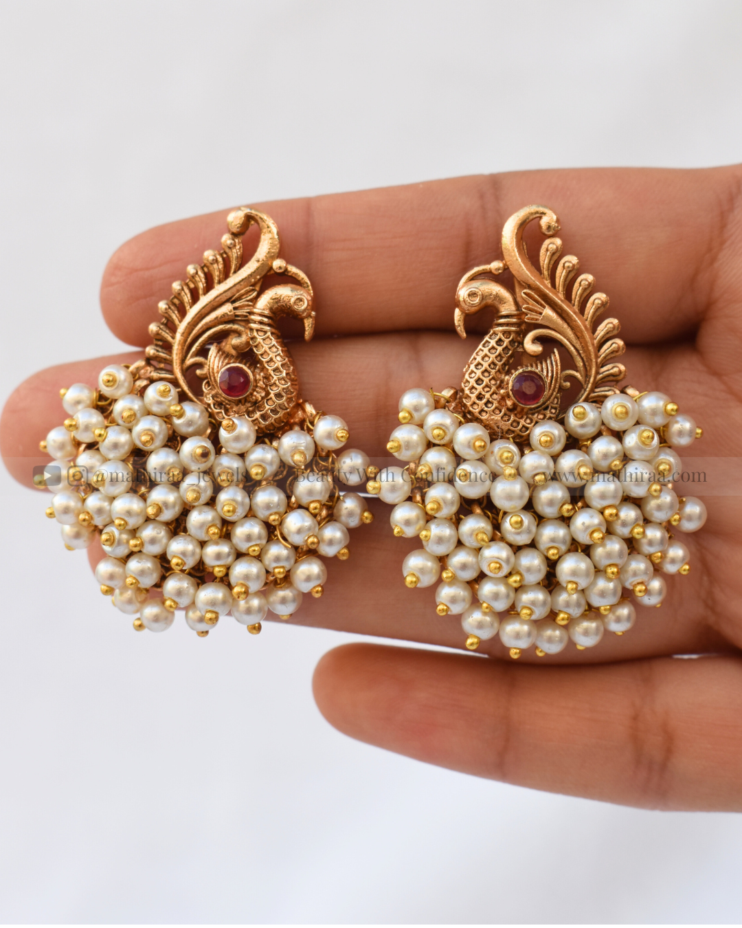 Peacock Pearl cluster Necklace