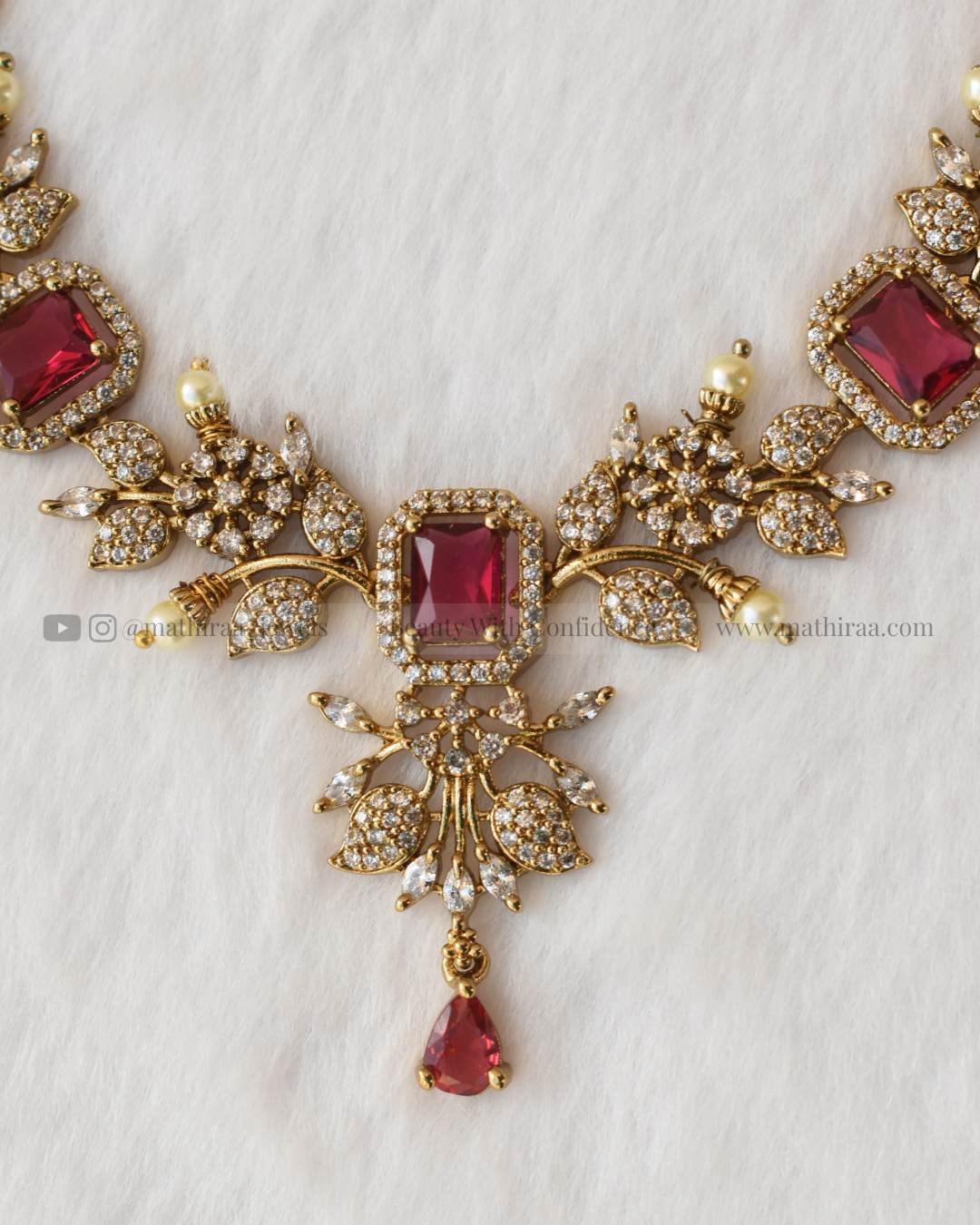 Bloom AD Necklace Set