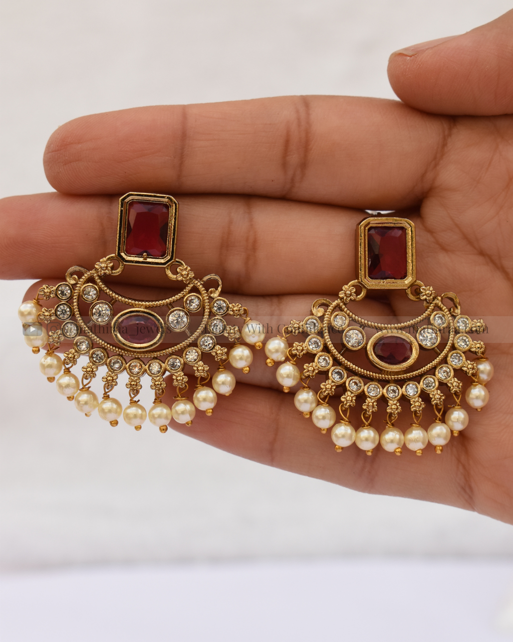 Magnificent AD Neckset