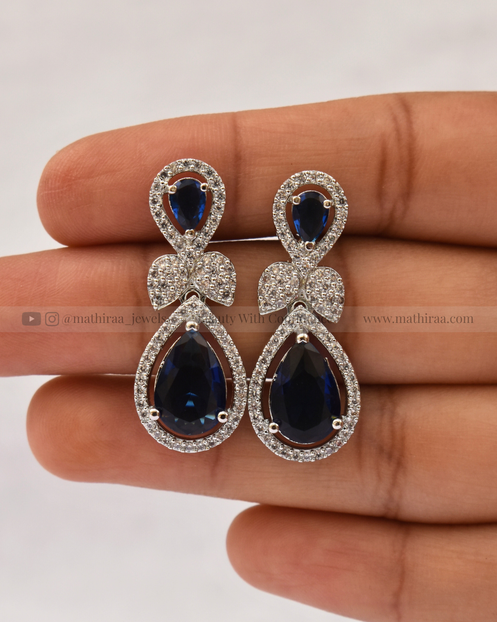 Majestic Teardrop AD Neckset