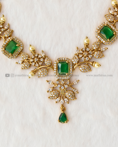 Bloom AD Necklace Set