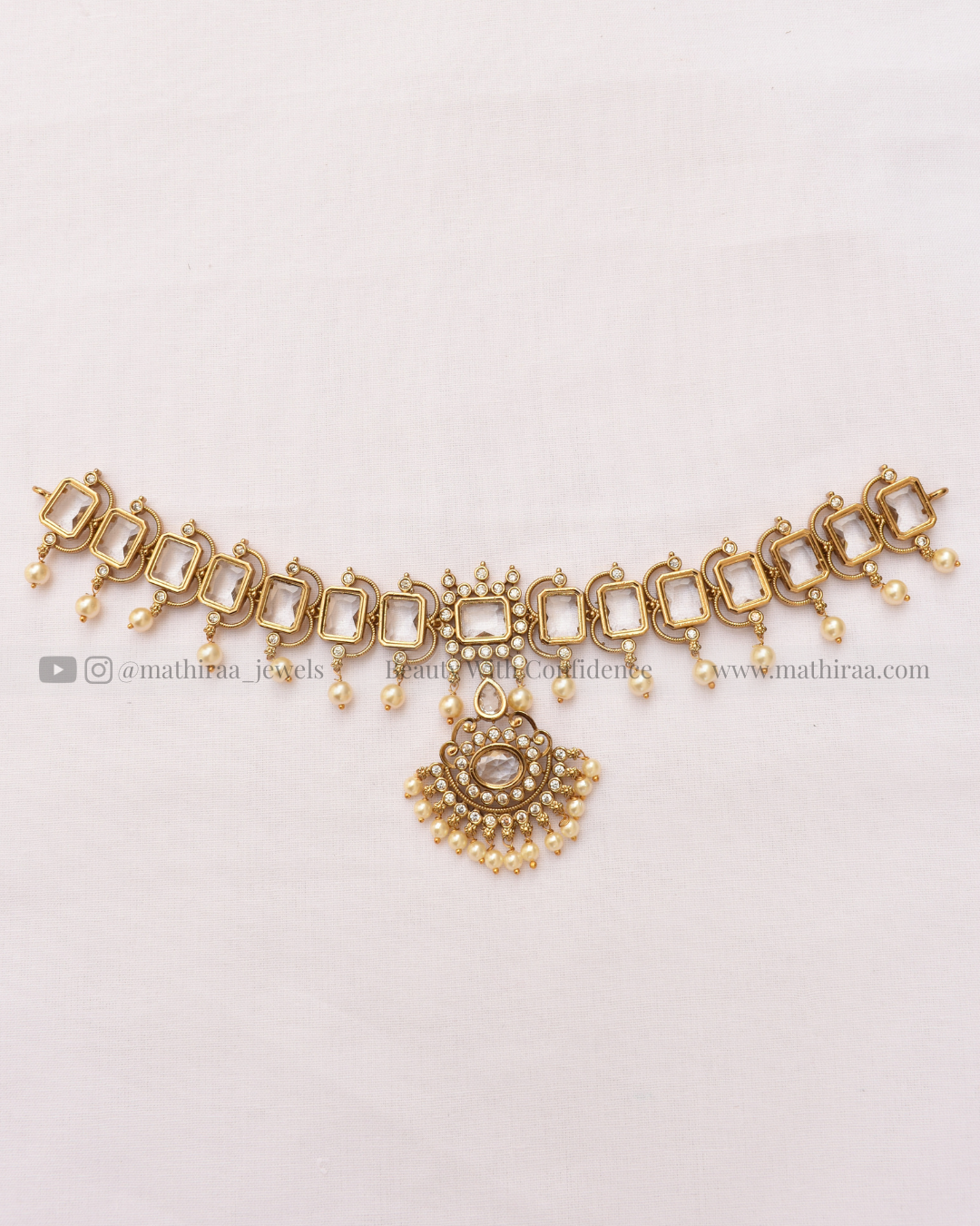 Magnificent AD Neckset